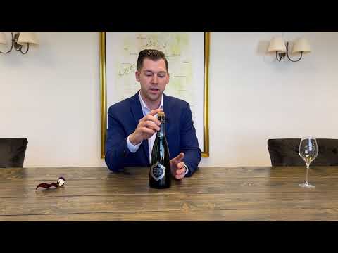 Video: Hvordan Spise Champagne