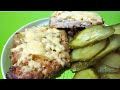 АППЕТИТНЫЕ И ВКУСНЮЩИЕ ОТБИВНЫЕ В ДУХОВКЕ С ЛУКОМ И СЫРОМ