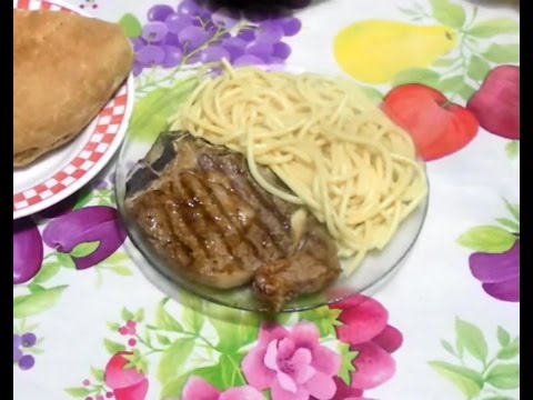 Vídeo: Como Fritar Costeletas Semi-acabadas