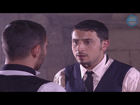 عم تحاول تساعدها بعد ماعرفت بالمصيبة يلي عاملتها بنتها مسلسل بقايا صور