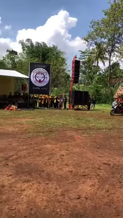 viral reog naik motor
