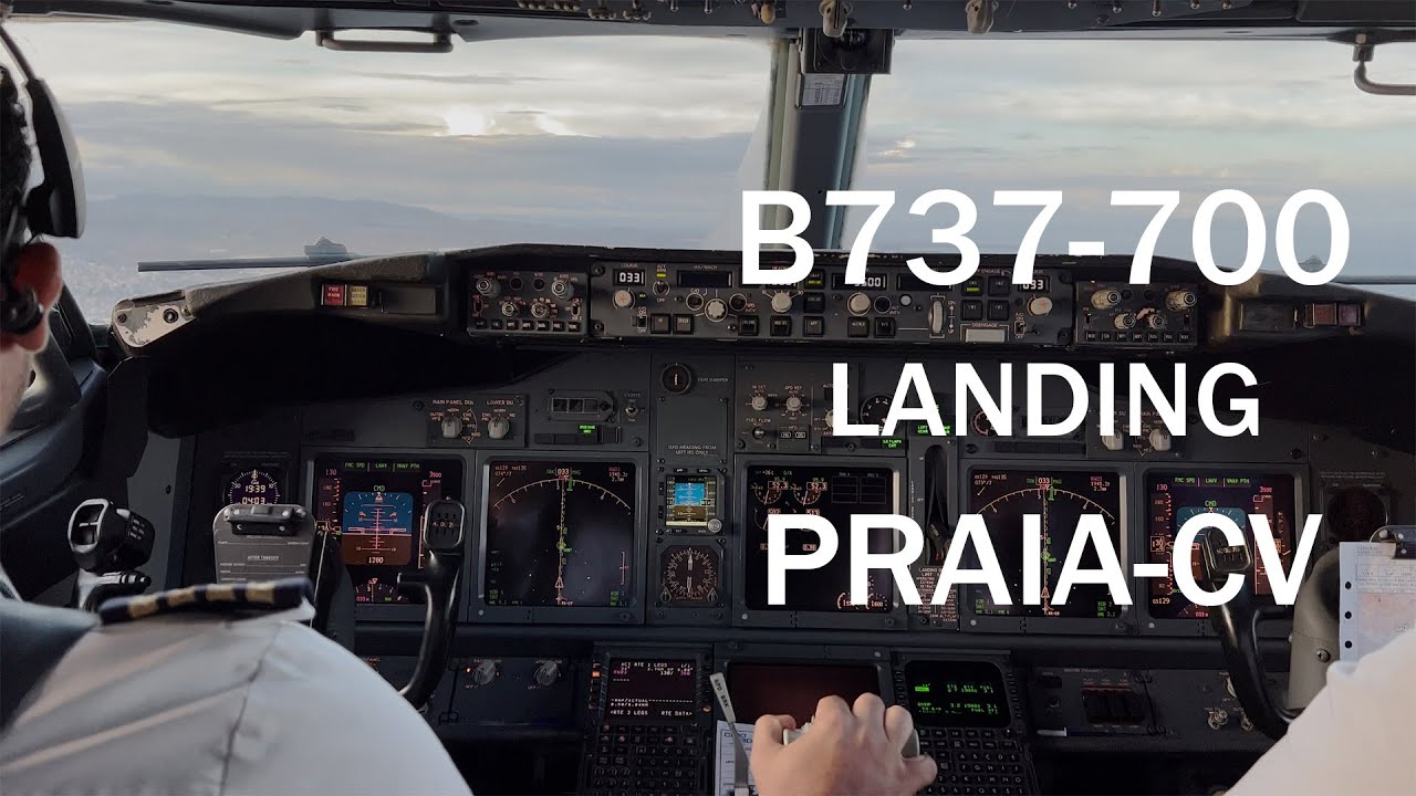 BOEING 737-700 TACV CABO VERDE AIRLINES LANDING PRAIA - CABO VERDE
