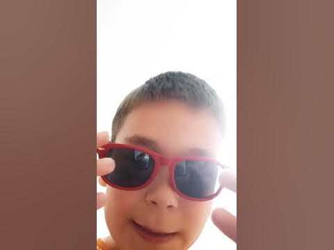 как же выглидит? ресня - YouTube