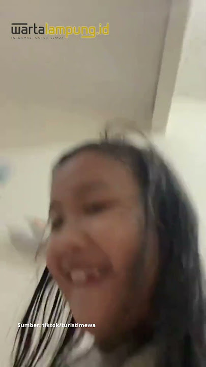 Lucunya Gen Alpha Goda Ayahnya Salat dengan Filter Lucu #beritaterkini #news #viral