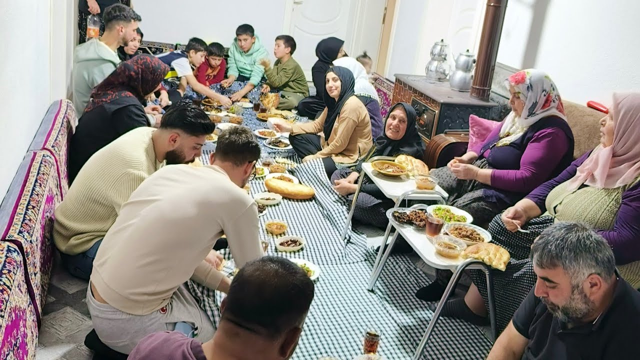 30 KİŞİLİK AŞİRET AİLEMİZİ İFTARDA HEP BERABERİZ EMEĞİ GEÇENLERDEN ALLAH RAZI OLSUN