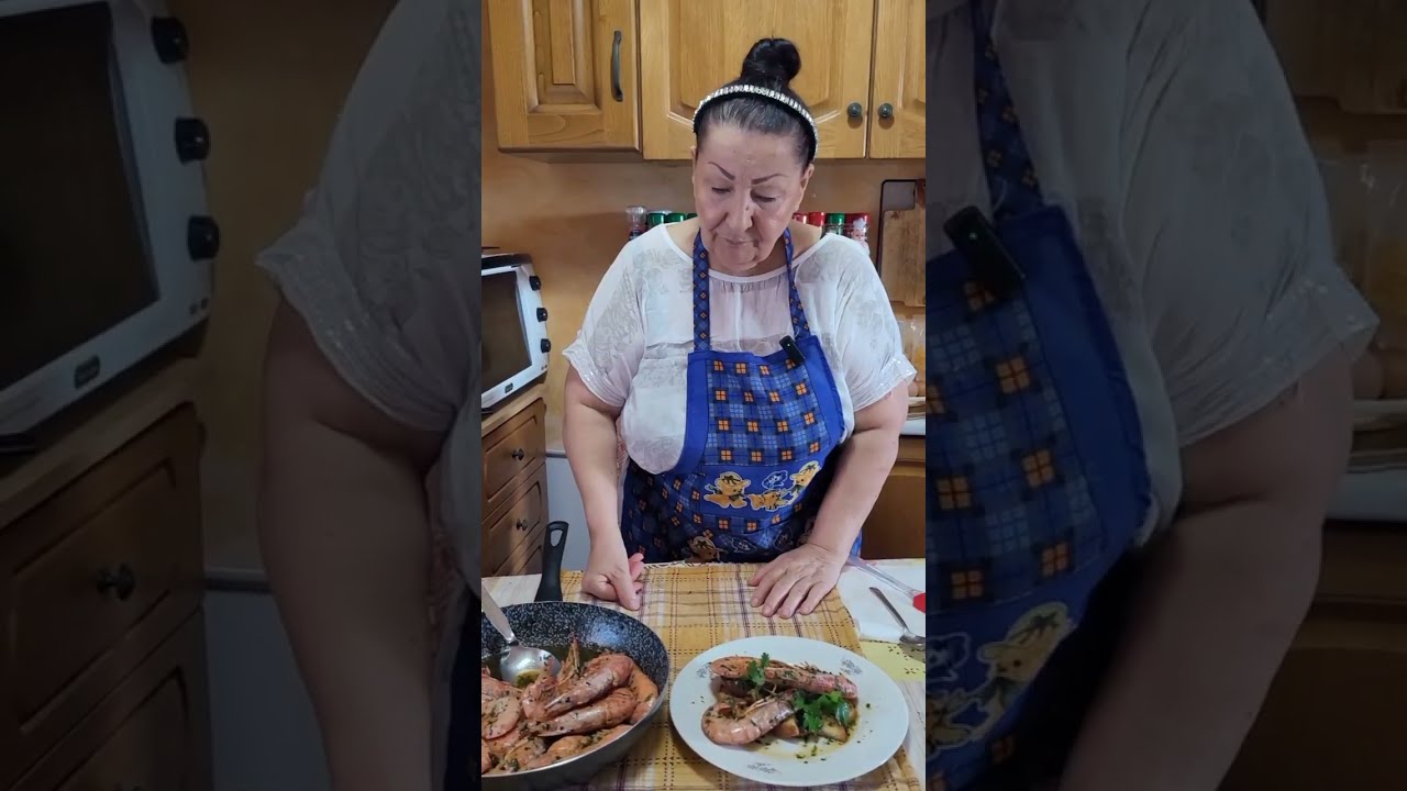 Gamberoni in padella ricchi di gusto e sapore, provateli anche in questo modo unico e delizioso 🫶