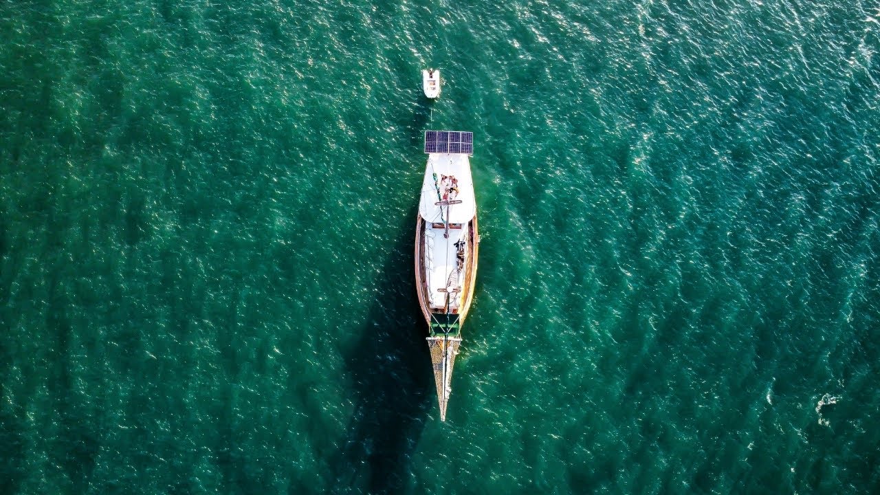 ⁣We Have to Sail Our Rescued Boat Back to the Shipyard! — Sailing Yabá 301