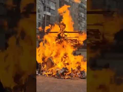 Опудало російського окупанта спалили на «Масляну» у Дніпрі