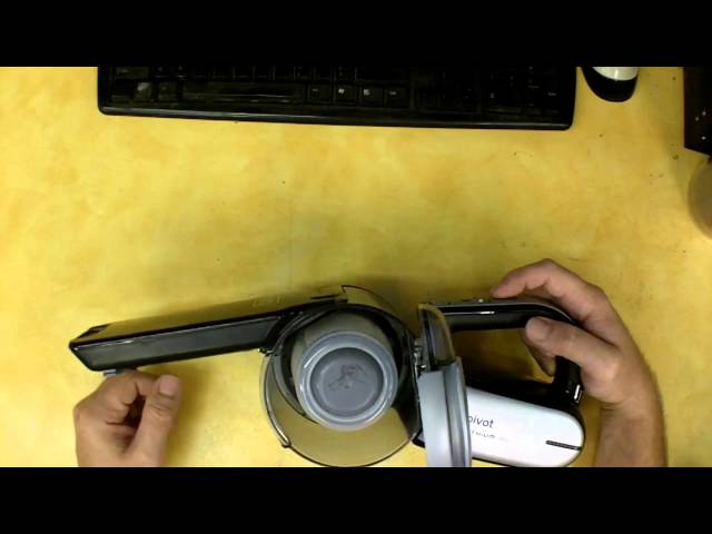 Black & Decker 20V MAX Lithium Pivot Hand Vac Review Model