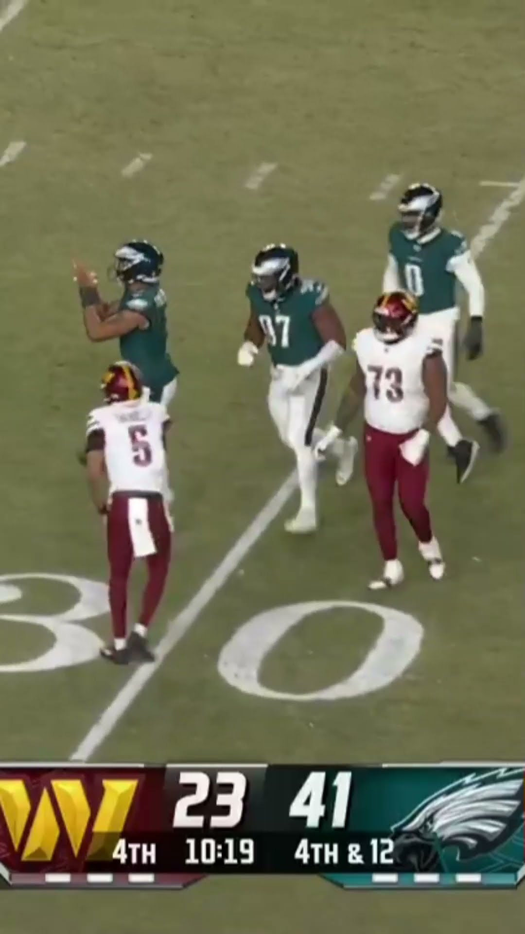 Nolan Smith gets home to sack Daniels for a turnover on downs! ?? Eagles vs Commanders Highlights