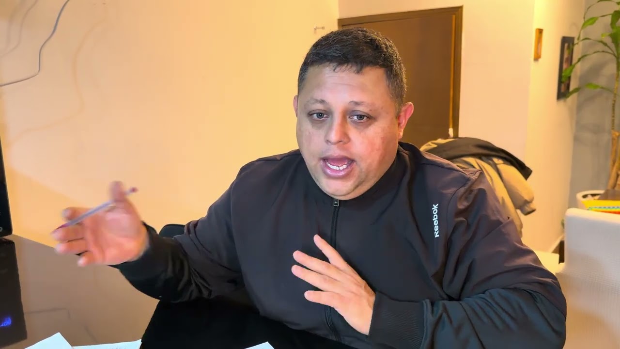 Quiere que le compre terrenos a sus 3 ￼ hijos que no son míos, y que los ponga en un testamento