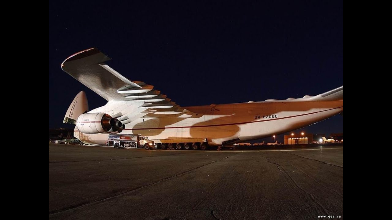 Самолёт боинг 747. Боинг 747 airbridgecargo. Самые популярные самолеты. Боинг 777 300. Airbus a380 внутри салона.