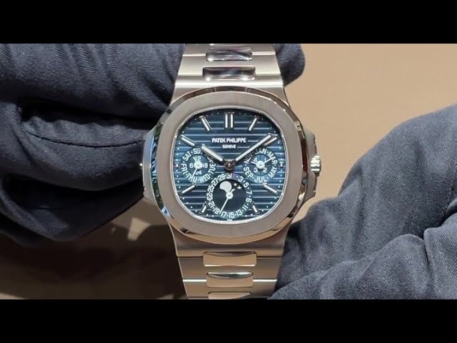 Eye Candy: Patek Philippe Nautilus Perpetual Calendar ref. 5740/1G-001. If  Blue is your Thing. — WATCH COLLECTING LIFESTYLE