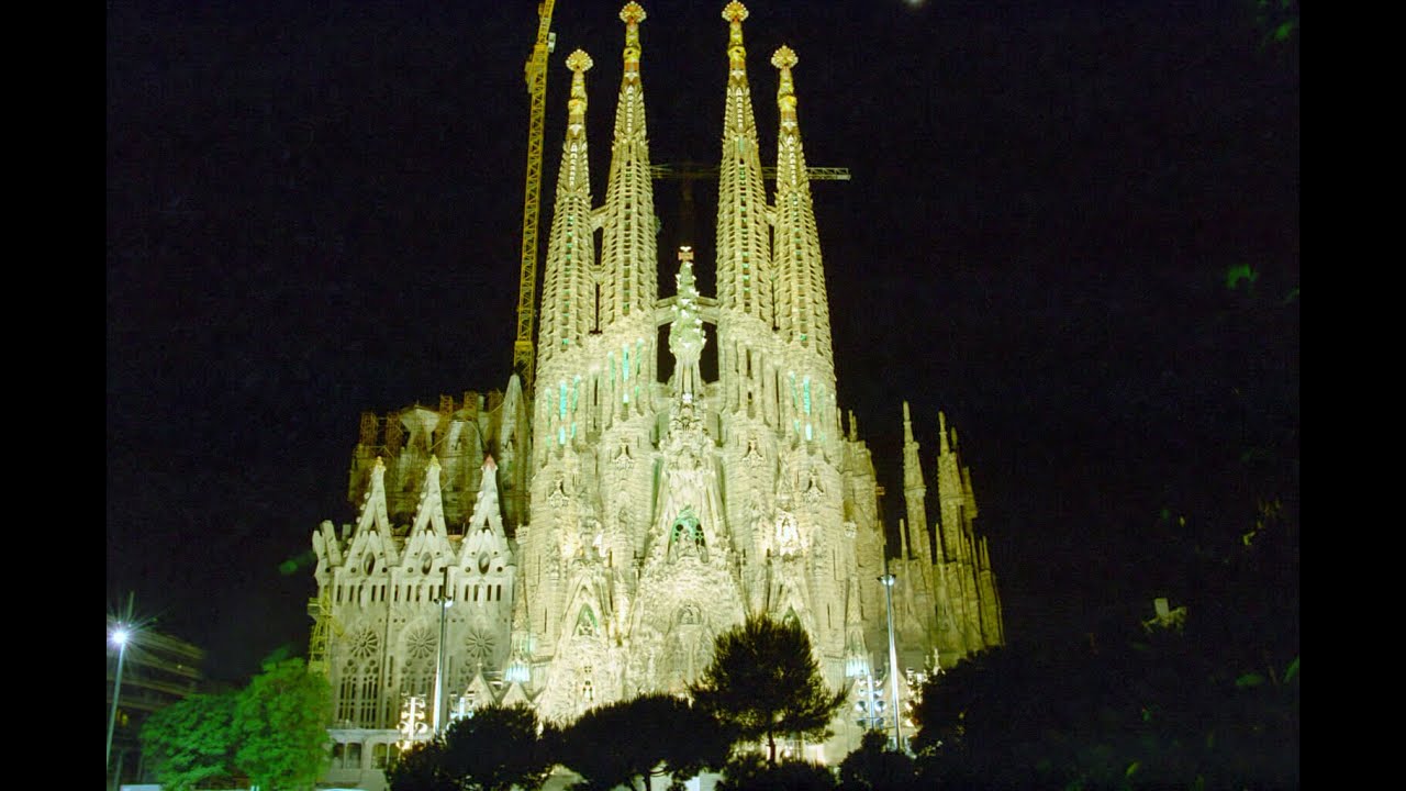 Conoce La Basilica De La Sagrada Familia En Barcelona Espana