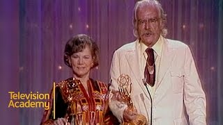 Will Geer and Ellen Corby Win Best Supporting Actor and Actress In A Drama | Emmys Archive (1975) Resimi