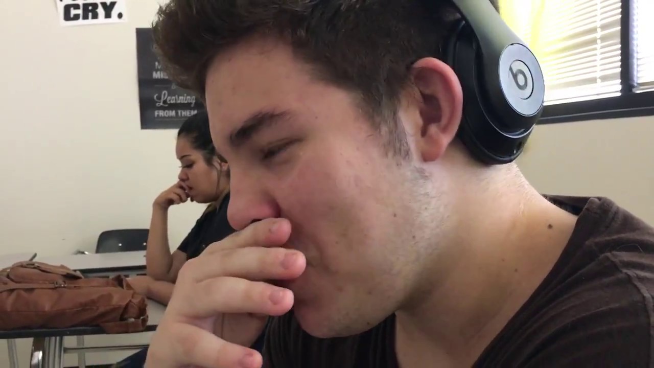 americans try swedish salty licorice 