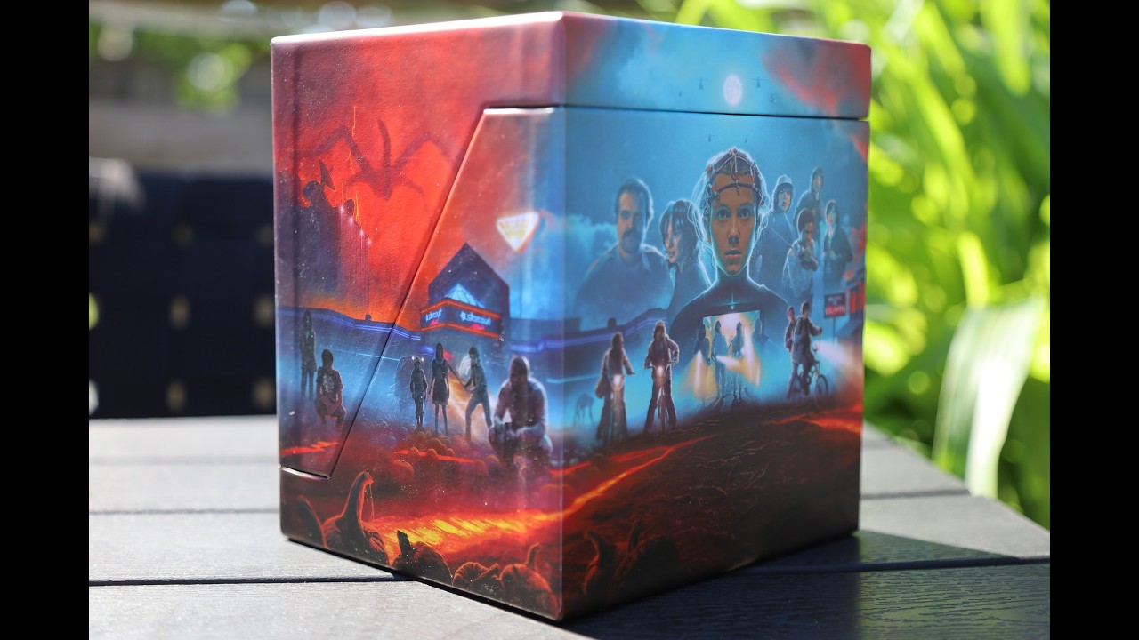 STRANGER THINGS COMPLETE DELUXE 4K SERIES UNBOXING - YouTube