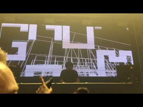 grum---something-about-you---live-at-voodoo-home-nightclub-sydney-2017.
