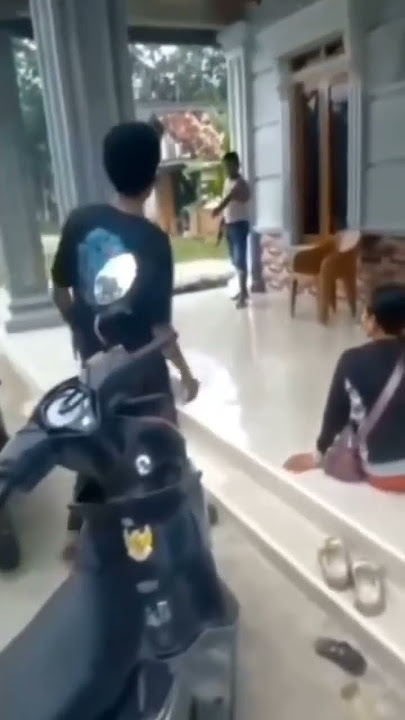 Kurir COD Ditusuk konsumen yang tak mau bayar. #shorts