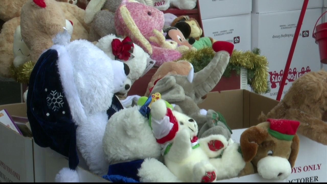 Bullock highlights holiday giving season with Salvation Army, Toys for Tots