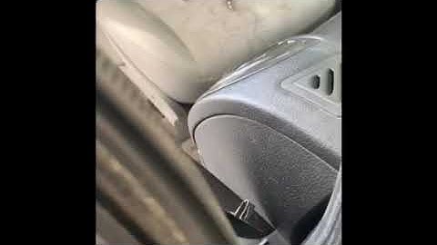 Changing the passenger mirror for Saturn vue 2004