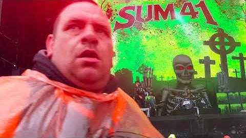 Fat Lip / Faint live at Leeds Festival 2018. Mike Shinoda and Sum 41