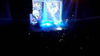 Mika - Love Today Jump Hammersmith Hmv Apollo In London 010310