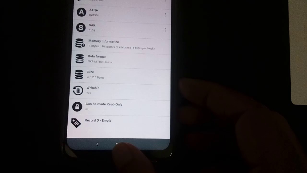 Universal NFC Range extender