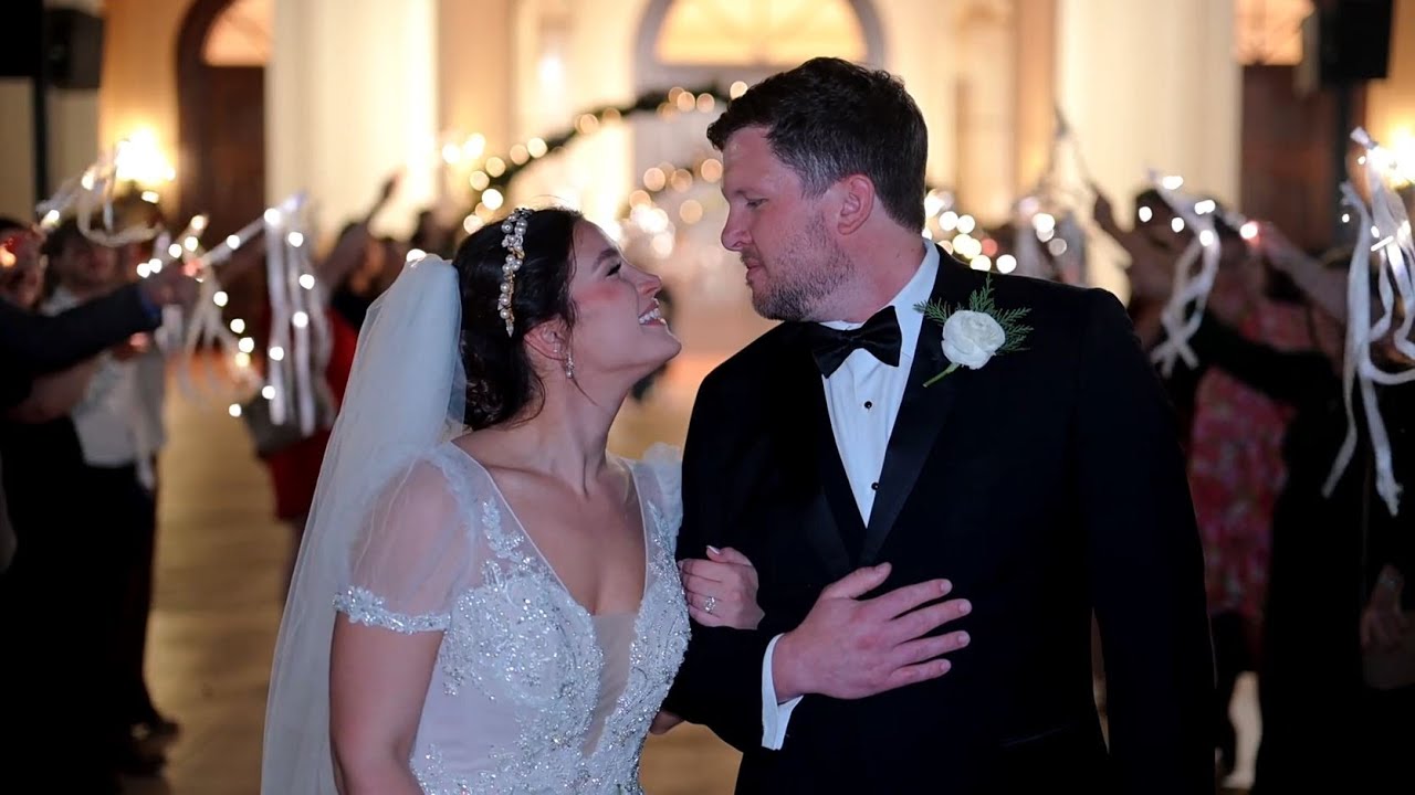 Allison & Austin’s December Wedding Teaser