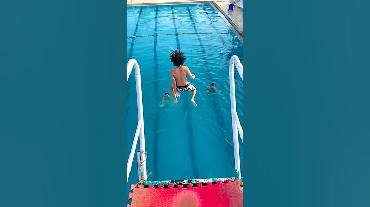 تحدى القفز من اعلى مسبح 😳