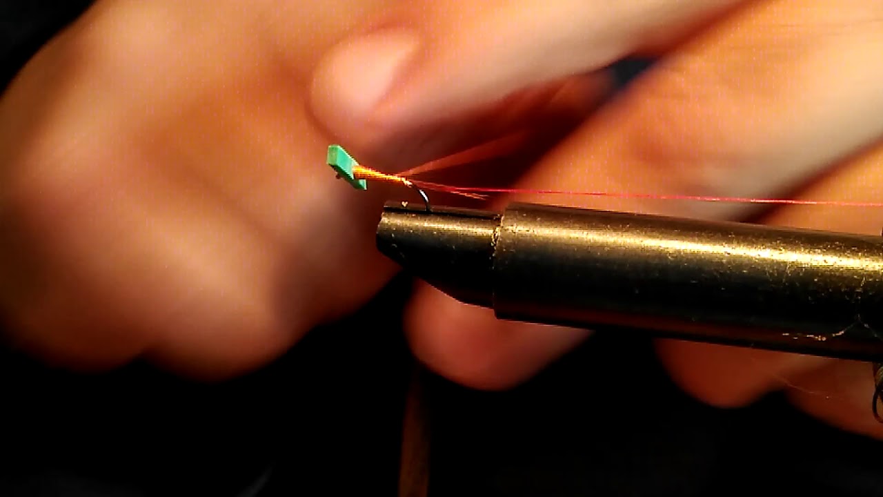 Montaje mosca cascuda Ismael Mayo