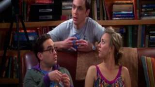 The Big Bang Theory- Sheldon toma café