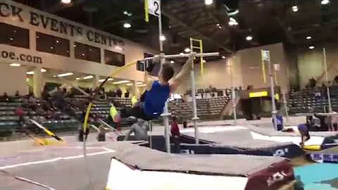 Reno Summit Vault 15'6"