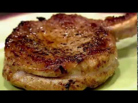 pork-chops-with-apple-&-whiskey-sauce