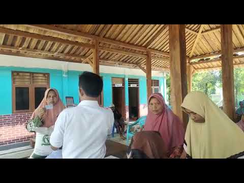 Pemdes Talok Kalitidu Bagikan BAST Bantuan Pangan Tahun 2023