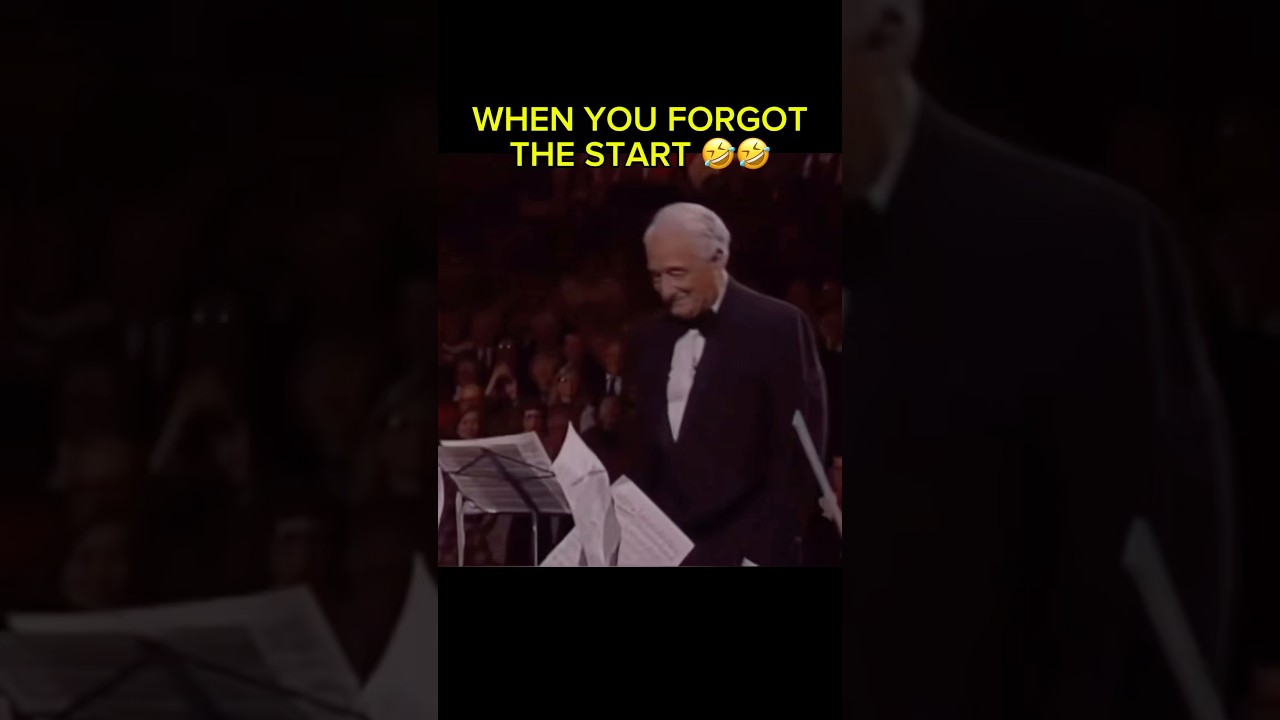 THE BEST CONDUCTOR EVER 🤣🤣 