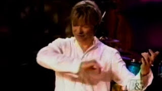 Video thumbnail of "David Bowie - Sound and vision (live by request)"