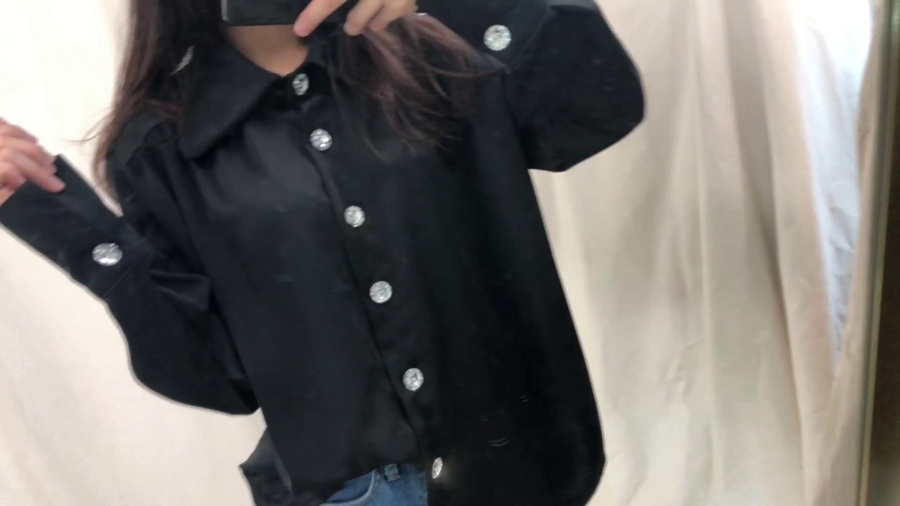 [TOP] CRYSTAL BUTTON SATIN BLOUSE