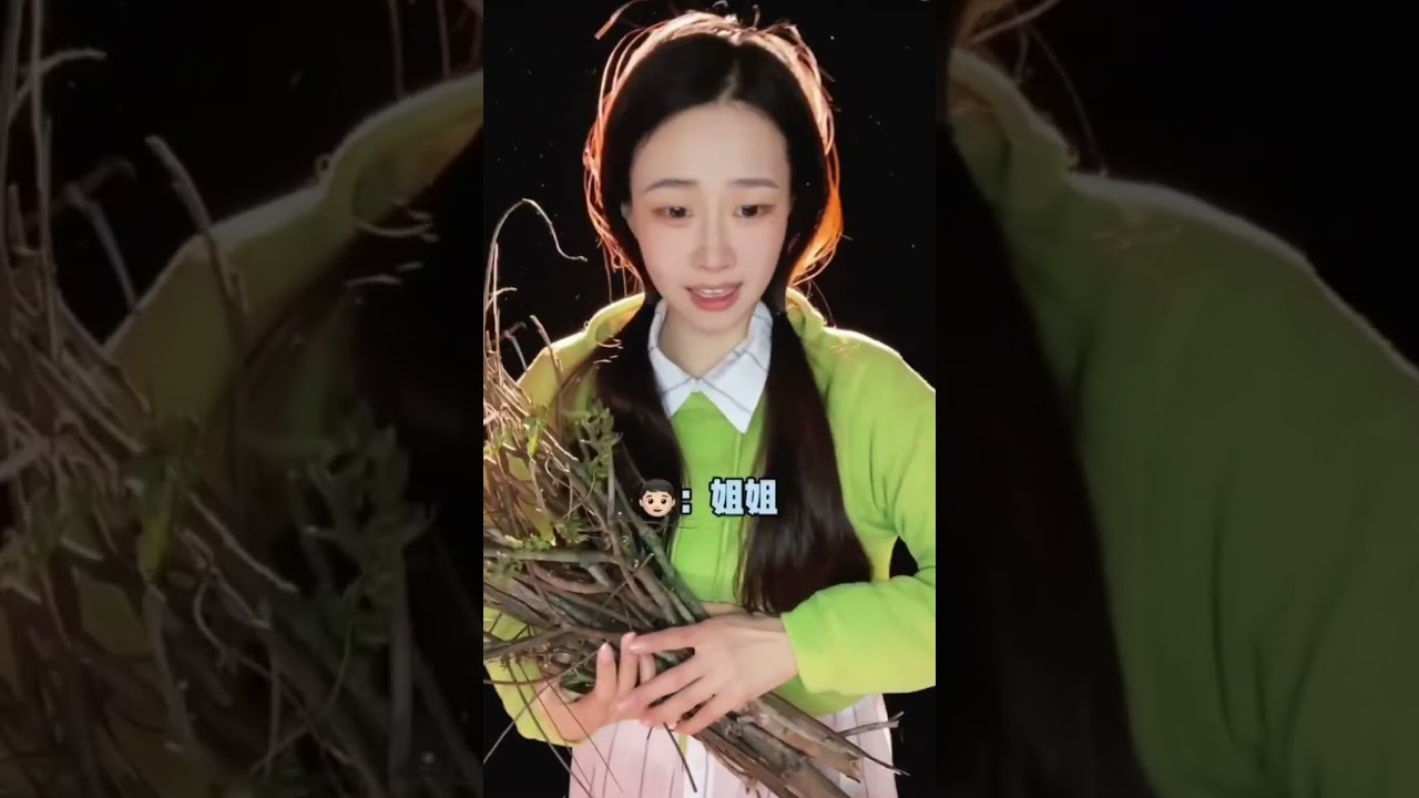 今天家里出肉了，吃了烤肉之后再也没见过奶奶了～#是初九啊 #细思极恐 #shorts