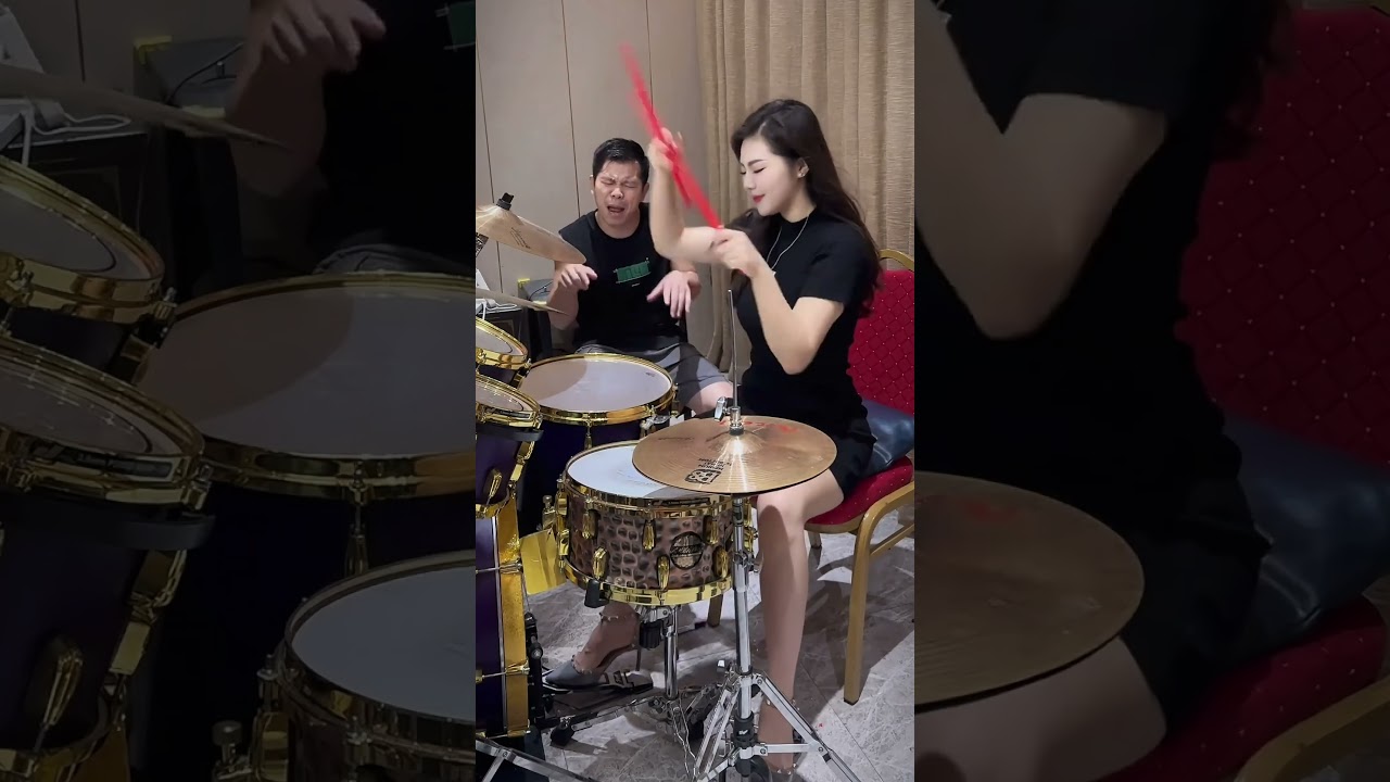 This groove surprised everyone 🤯🥁777 - YouTube