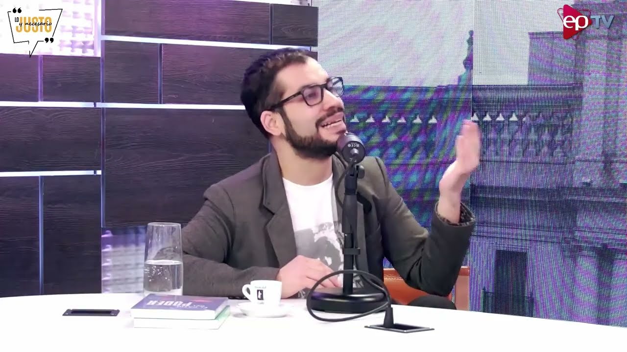 Renato Garín: “El narcisismo es el gen dominante de los millennials y arruinó la política chilena”