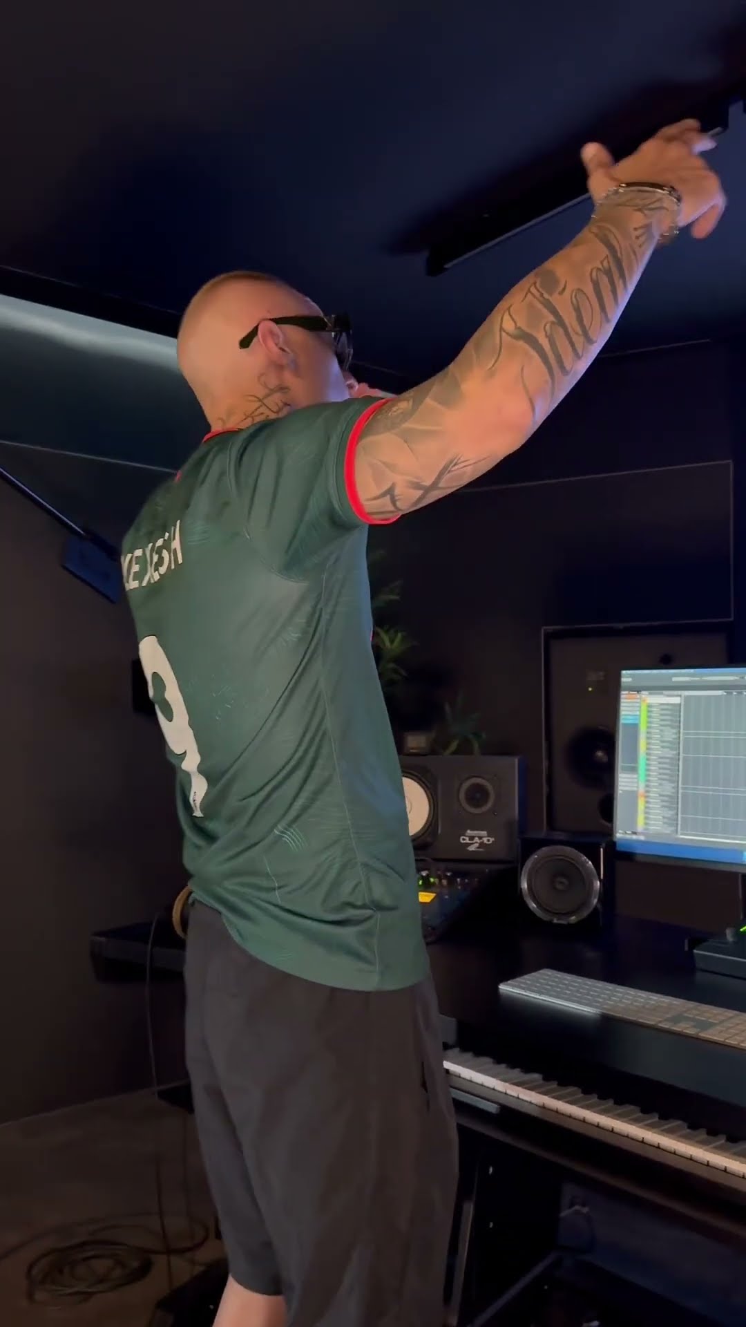 Komplette Hörprobe jetzt auf Insta Online‼️? Olexesh #olexesh #385i #hörprobe