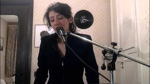 Hide and Seek (Imogen Heap cover) - TC Helicon VoiceLive touch | Sara Lescano Antonelli