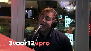 Video thumbnail of "Queen's Pleasure - live at 3voor12 Radio"