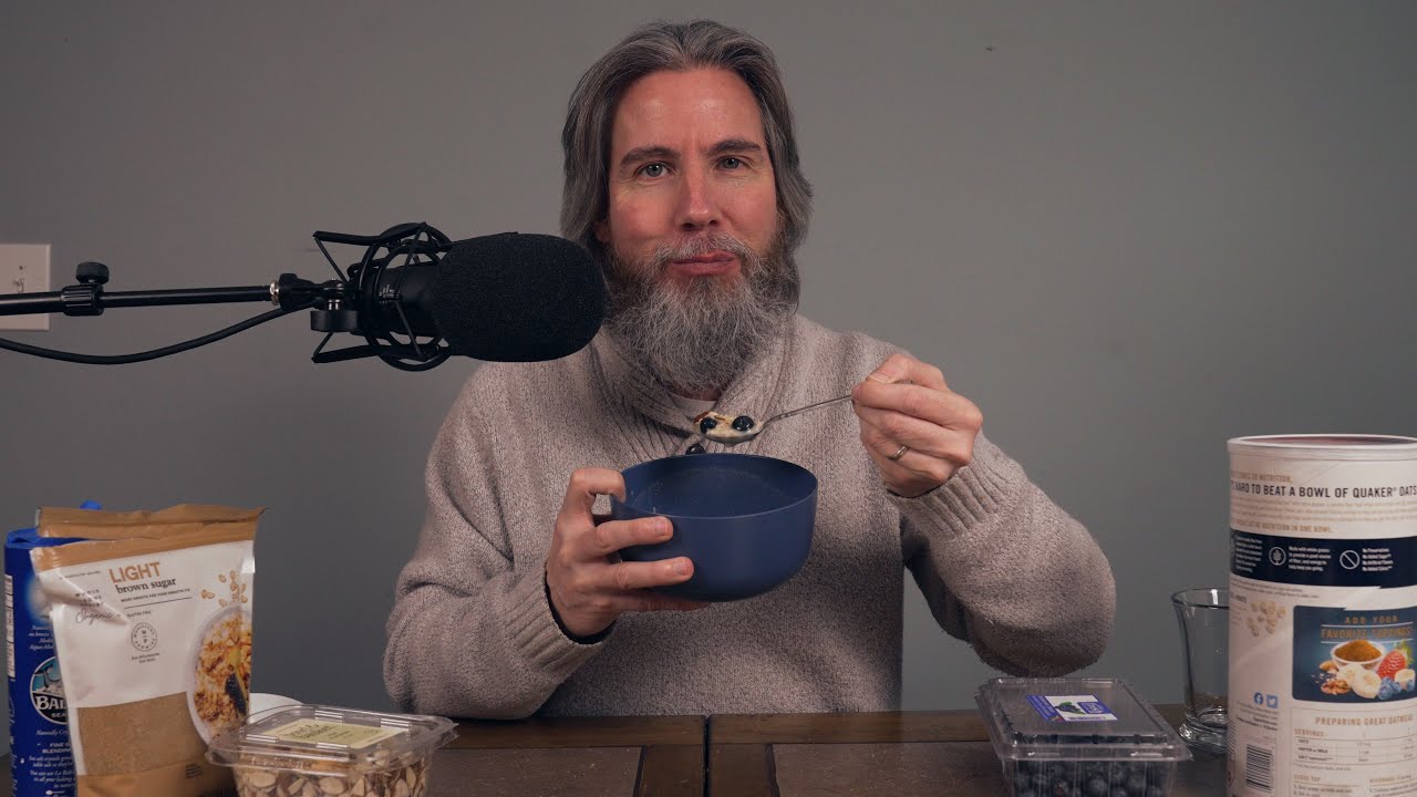 ASMR Preparing & Eating Oatmeal (with Almonds, Blueberries, Brown Sugar & Sea Salt)