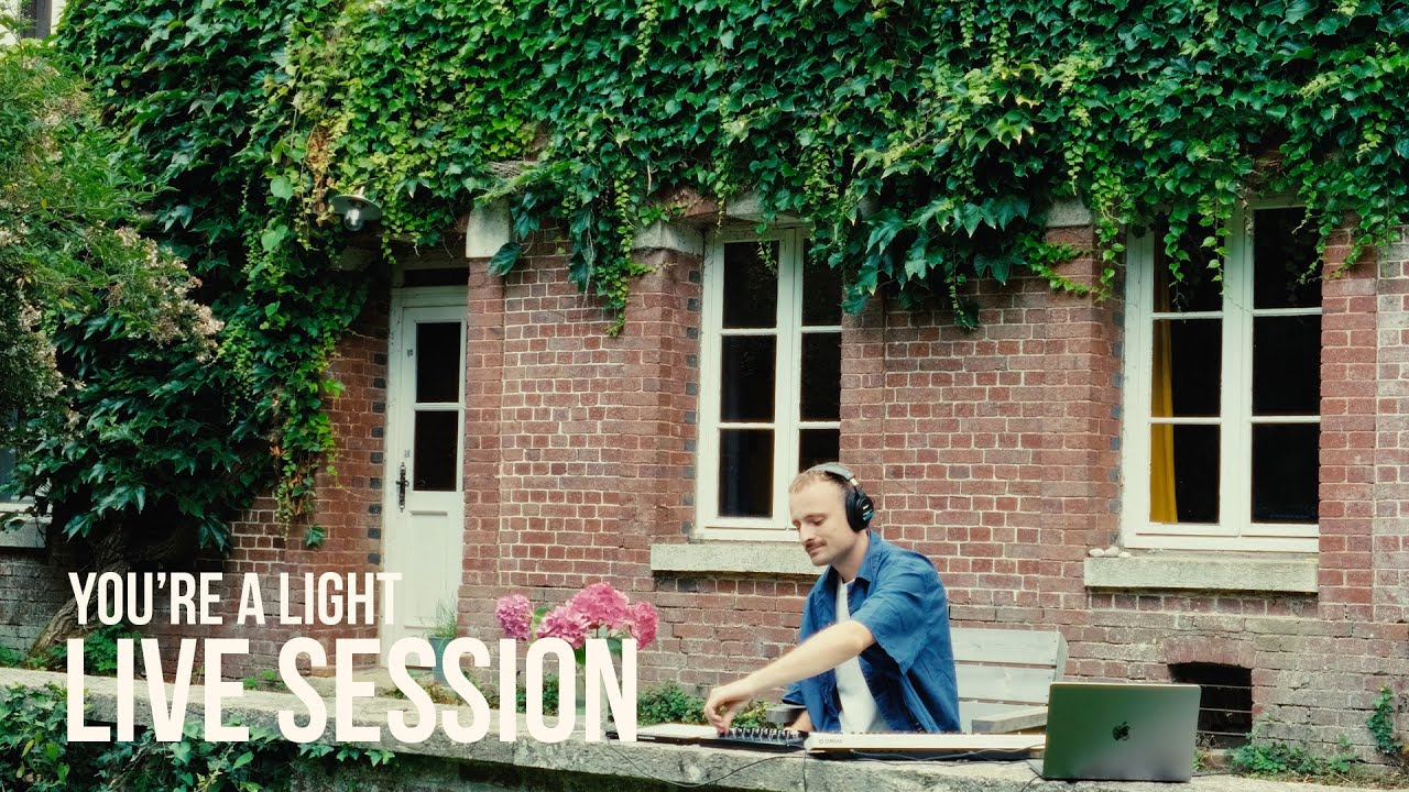 heylucas & Benji Lewis - You're a Light (Live Session)