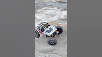 #SCX24 Mazz Designs Cheat Code comp build got a new custom painted Deadbolt body! … #rccrawler