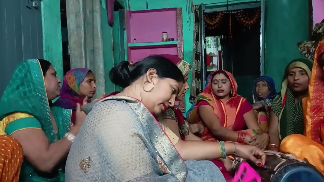 कीर्तन राधारानी क्या लोगी