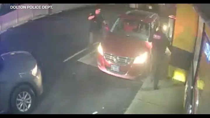 Bodycam video released of Dolton police altercatio...
