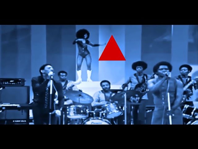 𝗦𝗘𝗫 𝗠𝗔𝗖𝗛𝗜𝗡𝗘 - 𝗝𝗮𝗺𝗲𝘀 𝗕𝗿𝗼𝘄𝗻 - 𝗚𝗘𝗧 𝗨𝗣 - feat. Bobby Byrd - 𝗕𝗮𝗰𝗸𝗴𝗿𝗼𝘂𝗻𝗱 𝗱𝗮𝗻𝗰𝗲𝗿: 𝗔𝗻𝗻(𝓮) 𝗡𝗼𝗿𝗺𝗮𝗻